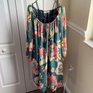 Eva Mendes Dress size M NWOT